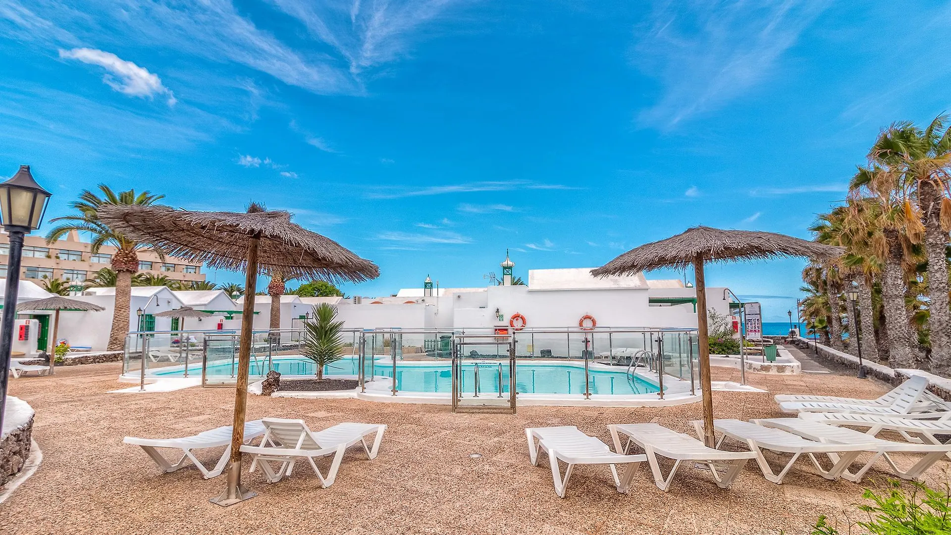 Apartamentos Livvo Las Gaviotas Puerto del Carmen  Espanha