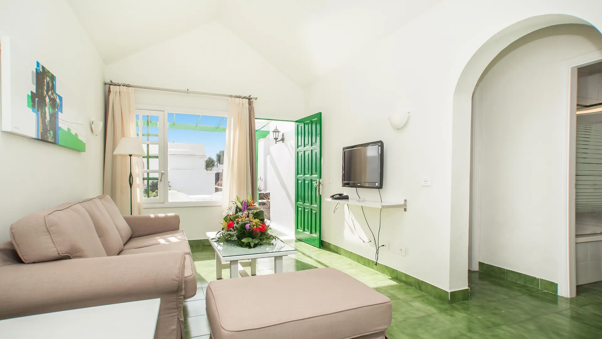 Apartamentos Livvo Las Gaviotas Puerto del Carmen  0*, Puerto del Carmen (Lanzarote) Spain