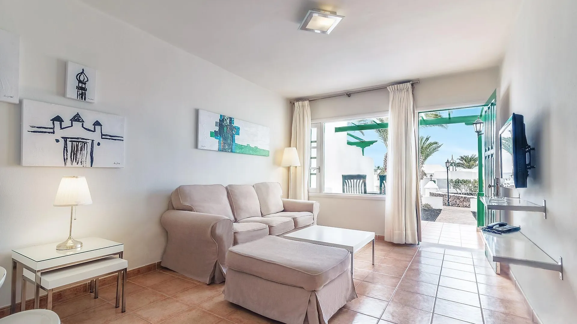 Apartamentos Livvo Las Gaviotas Puerto del Carmen  Spain