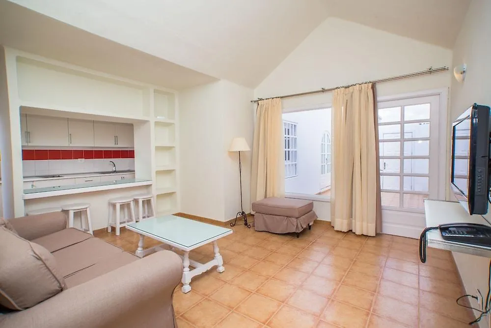 Apartamentos Livvo Las Gaviotas Puerto del Carmen  Apartment Puerto del Carmen (Lanzarote)