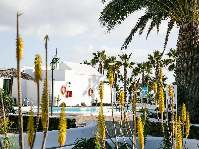 Apartamentos Livvo Las Gaviotas Puerto del Carmen  0*, Puerto del Carmen (Lanzarote)