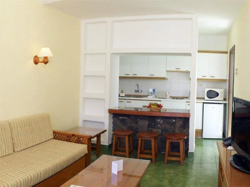 Apartamentos Livvo Las Gaviotas Puerto del Carmen  Puerto del Carmen (Lanzarote)